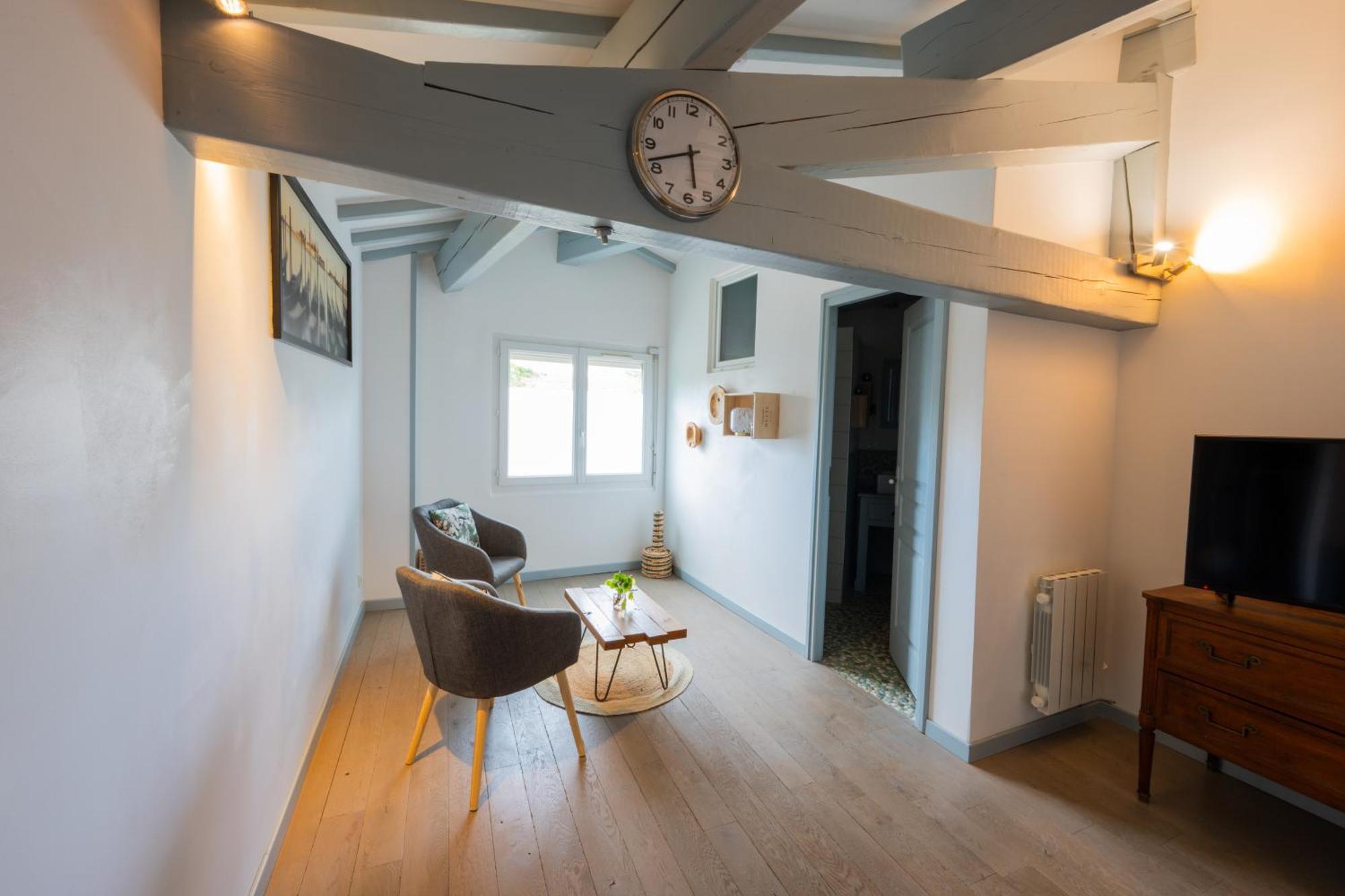 Chez La Fille De L Eclusier Apartment Castelnaudary Exterior photo